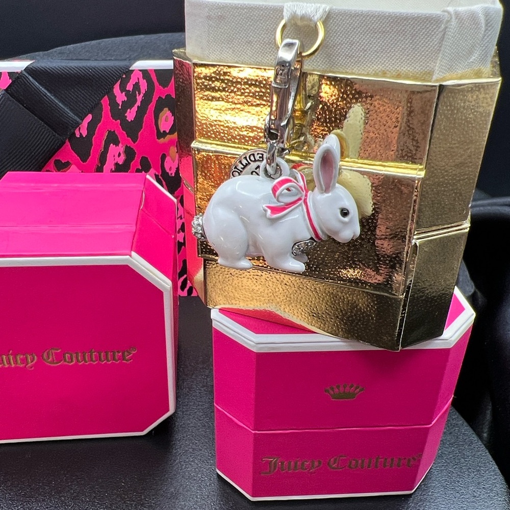 BNIB VINTAGE Juicy Couture Snow Bunny Charm With Crystal Rhinestones. Y2K
